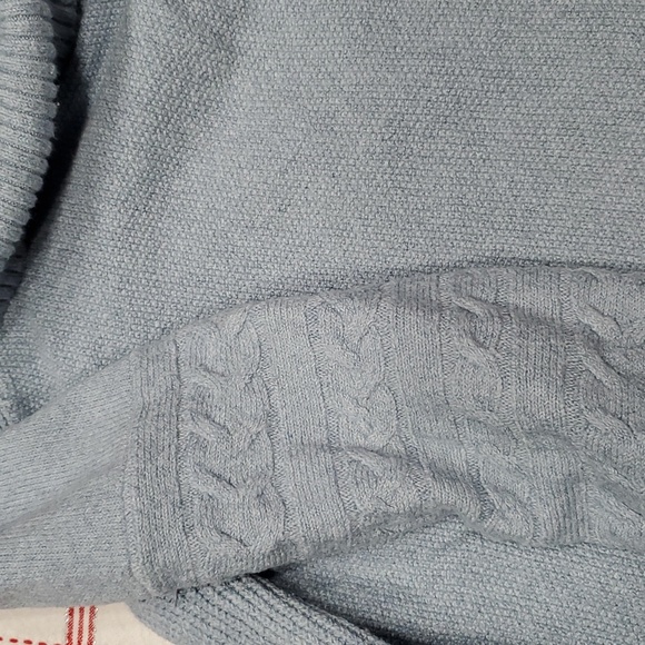 Sweater - Picture 3 of 4